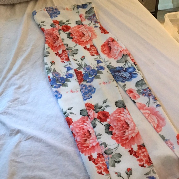 Floral Strapless Dress - Picture 3 of 6